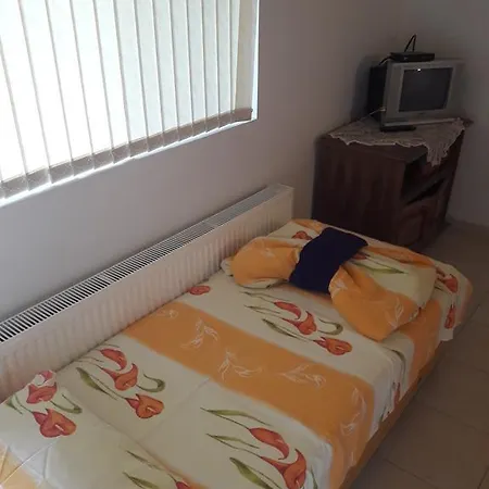 Slanchevata Kashta * كروشونا