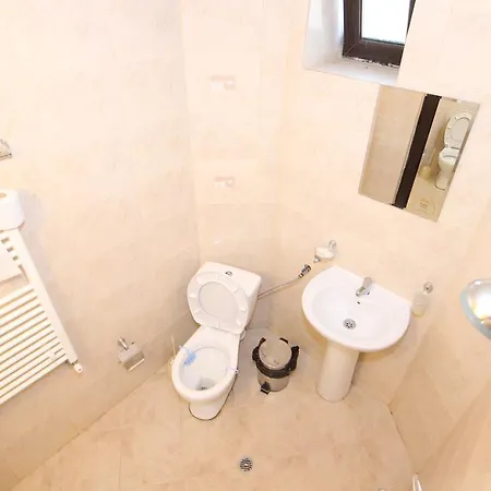 Slanchevata Kashta بيت ضيافة كروشونا