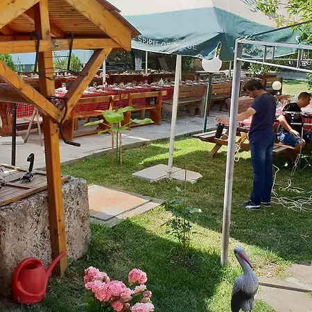 Slanchevata Kashta كروشونا